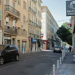 Gregbnb - Centre Ancien - Climatisé - T2 Mezzanine - 6eme étage * Tolone