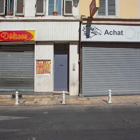 Gregbnb - Centre Ancien - Climatise - T2 Mezzanine - 6eme Etage *